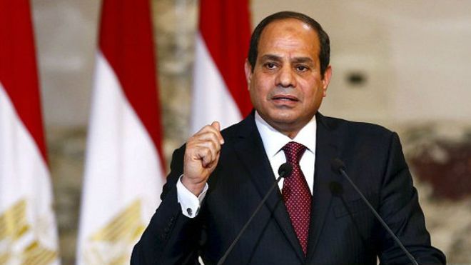 الرئيس السيسي لوكالات الأنباء: يجب مراعاة أن مصر فى حالة حرب حقيقية مع الإرهاب