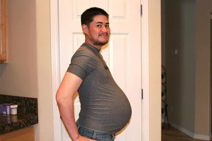 شاهد.. صور اول رجل حامل وعلماء يكشفون طريقه الحمل