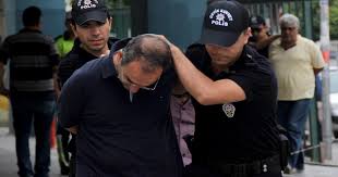 تركيا تعتقل شاب مصري